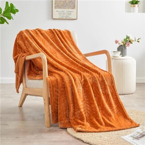 NEW Soft Flannel Fleece Fall Throw Blanket - 50x60 In, Cozy Orange Leaves Design - Picture 2 of 7